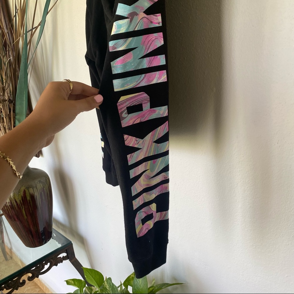 Pink cropped hoodie - Picture 4 of 5